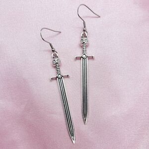 NEW Handmade Silver Medieval Gothic Style Metal Swords w/ Kitty Cats Earrings